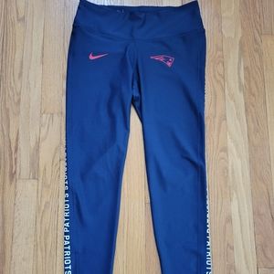 Nike Dri Fit NFL Patriots Leggings